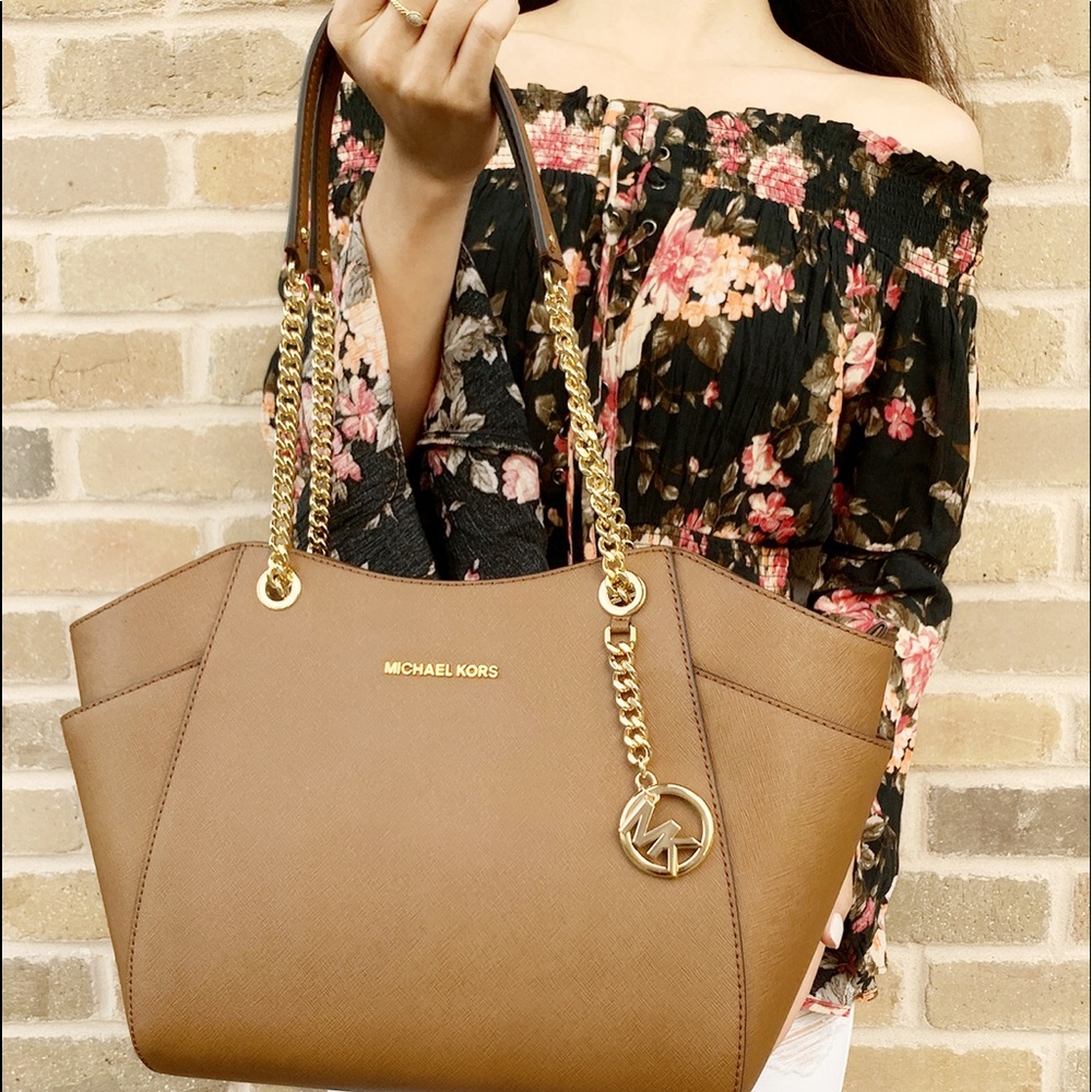 Gaby’sBags👜💕-Michael Kors Chain Tote Brown - Picture 3 of 5